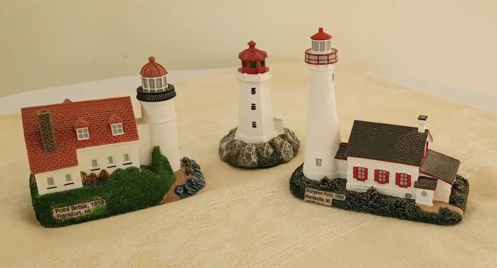 LEFTON Lighthouses/3 -Point Betsie MI-Sturgeon Point MI-Peggys Cove Nova Scotia